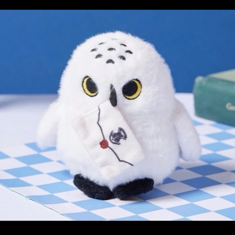 NWT Harry Potter Hedwig Mini Shoulder Magnetic Plush